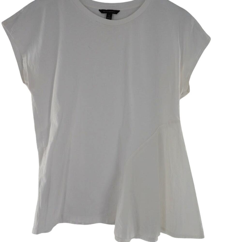 Banana Republic Short Sleeve Tee - A Unique Find!